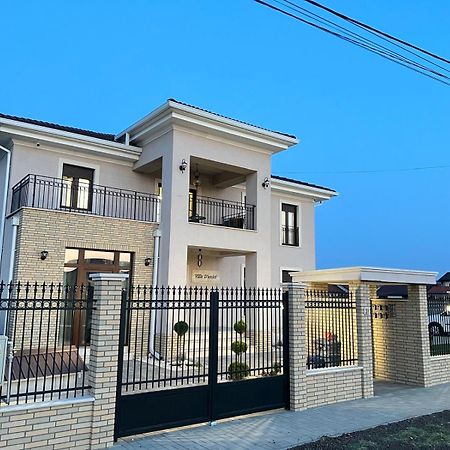 Pensiunea Villa D'Amici Mosnita Noua Luaran gambar